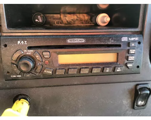 Radio Freightliner M2 106 Vander Haags Inc Kc