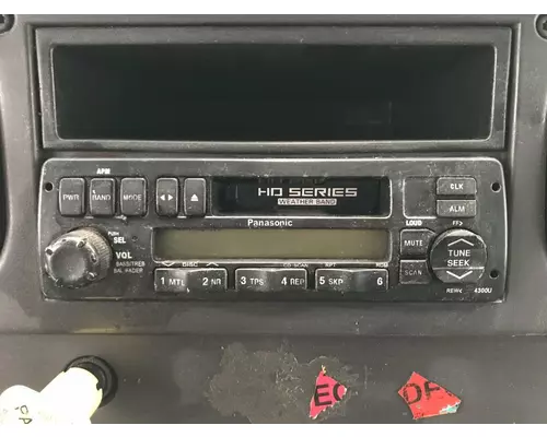 Freightliner M2 106 AV Equipment