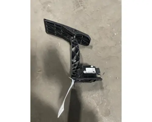 Accelerator Parts FREIGHTLINER M2-106 K &amp; R Truck Sales, Inc.