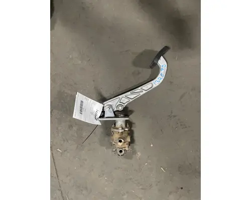 Accelerator Parts FREIGHTLINER M2-106 K &amp; R Truck Sales, Inc.