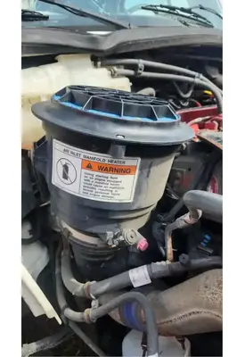 Freightliner M2 106 Air Cleaner