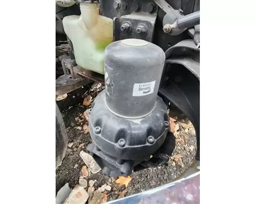 Freightliner M2 106 Air Drier