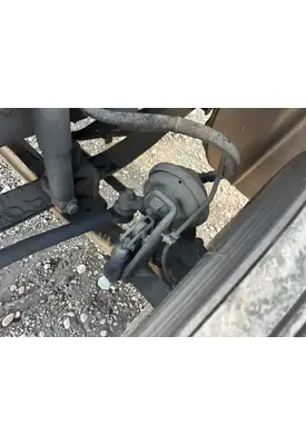 Freightliner M2 106 Axle Assembly, Front (Steer)