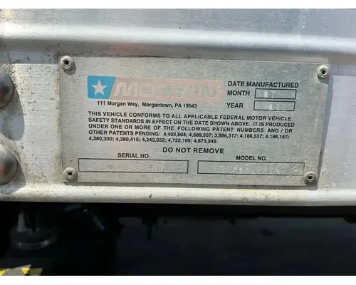 Freightliner M2 106 Body  Bed