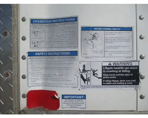 Freightliner M2 106 Box  Bed