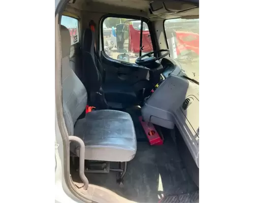 Freightliner M2 106 Cab