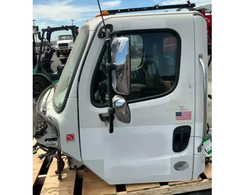 Freightliner M2 106 Cab