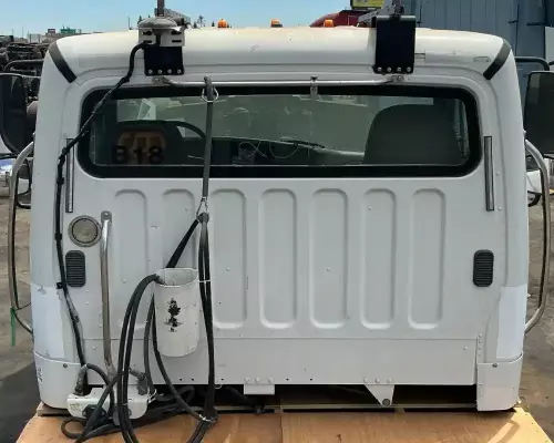 Freightliner M2 106 Cab