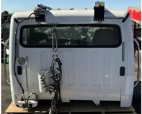 Freightliner M2 106 Cab