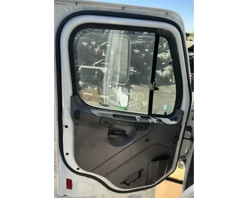 Freightliner M2 106 Cab