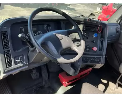 Freightliner M2 106 Cab