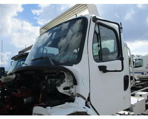 Cab FREIGHTLINER M2 106 LKQ Heavy Truck - Tampa