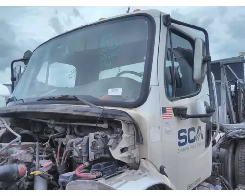 Cab FREIGHTLINER M2 106 LKQ Heavy Truck - Tampa