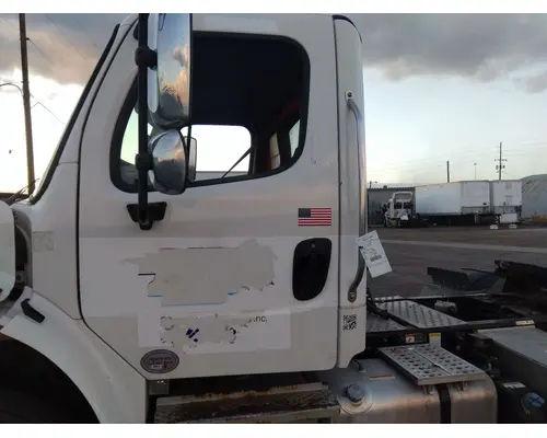 Cab FREIGHTLINER M2 106 LKQ Western Truck Parts