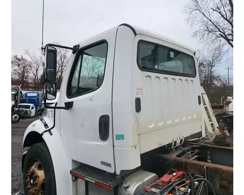 Freightliner M2 106 Cab