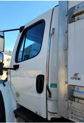 Freightliner M2 106 Cab