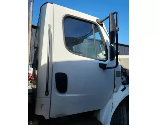 Freightliner M2 106 Cab