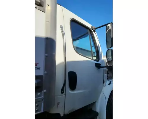 Freightliner M2 106 Cab