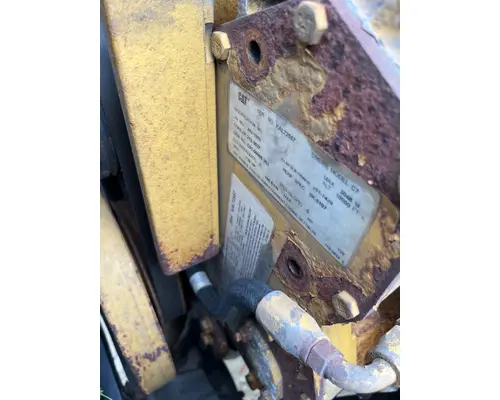 Camshaft FREIGHTLINER M2 106 B &amp; W  Truck Center