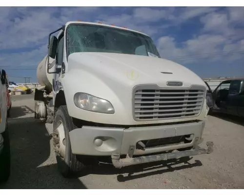 Complete Vehicle FREIGHTLINER M2 106 West Side Truck Parts