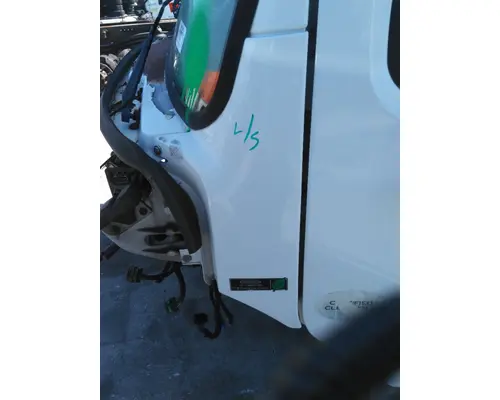 Cowl FREIGHTLINER M2 106 LKQ Heavy Truck - Tampa
