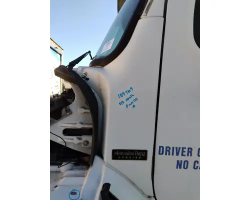 Cowl FREIGHTLINER M2 106 LKQ Heavy Truck Maryland