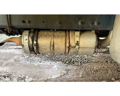 Freightliner M2 106 DPF (Diesel Particulate Filter)