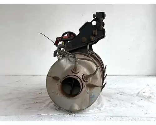 Freightliner M2 106 DPF (Diesel Particulate Filter)