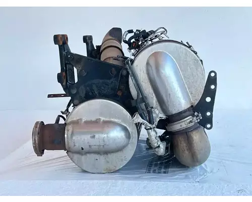 Freightliner M2 106 DPF (Diesel Particulate Filter)