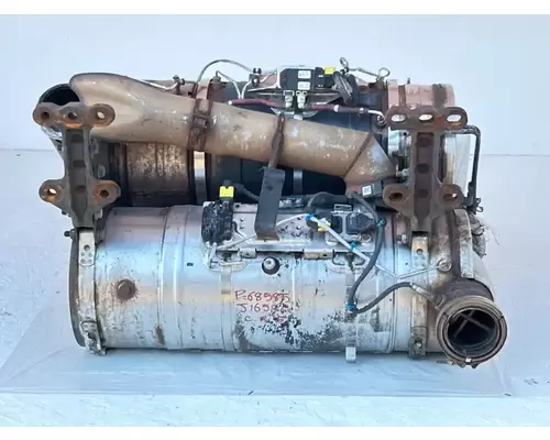 Freightliner M2 106 DPF (Diesel Particulate Filter)