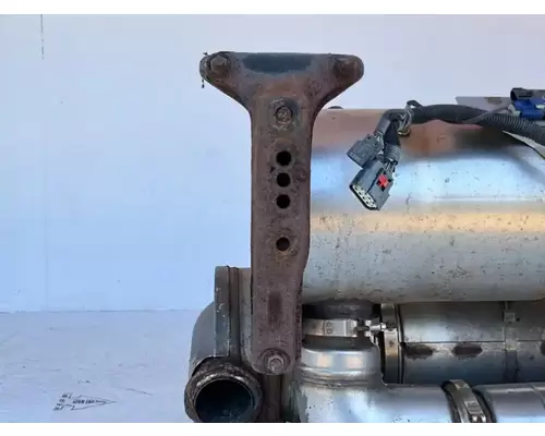 Freightliner M2 106 DPF (Diesel Particulate Filter)