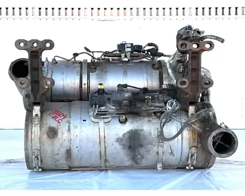 Freightliner M2 106 DPF (Diesel Particulate Filter)