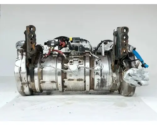 Freightliner M2 106 DPF (Diesel Particulate Filter)