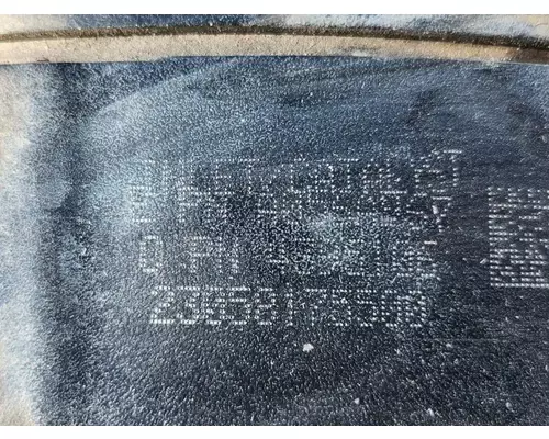 Freightliner M2 106 DPF (Diesel Particulate Filter)