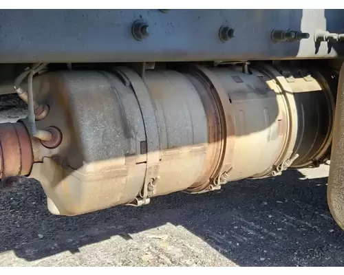 Freightliner M2 106 DPF (Diesel Particulate Filter)