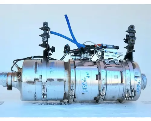Freightliner M2 106 DPF (Diesel Particulate Filter)