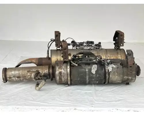 Freightliner M2 106 DPF (Diesel Particulate Filter)
