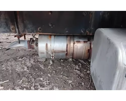 Freightliner M2 106 DPF (Diesel Particulate Filter)