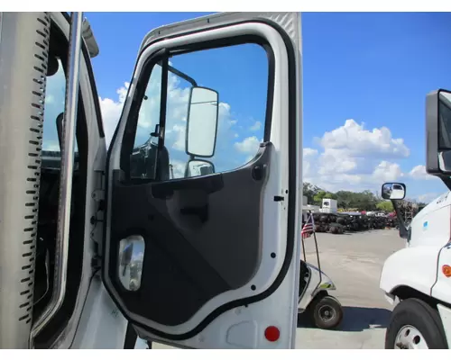 Door Assembly, Front FREIGHTLINER M2 106 LKQ Heavy Truck - Tampa