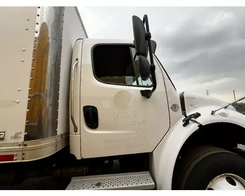 Door Assembly, Front FREIGHTLINER M2 106 DTI Trucks