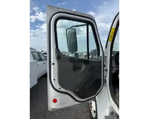 Freightliner M2 106 Door Assembly, Front