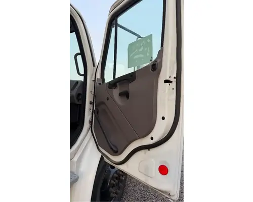 Freightliner M2 106 Door Assembly, Front