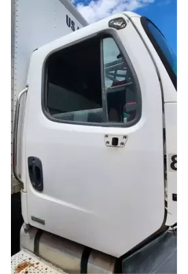 Freightliner M2 106 Door Assembly, Front