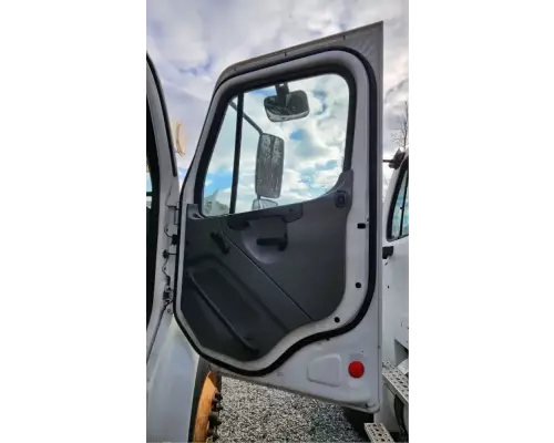 Freightliner M2 106 Door Assembly, Front