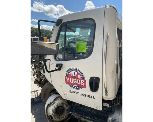 Door Assembly, Front FREIGHTLINER M2 106 Dutchers Inc   Heavy Truck Div  Ny