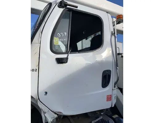 Door Assembly, Front FREIGHTLINER M2 106 DTI Trucks