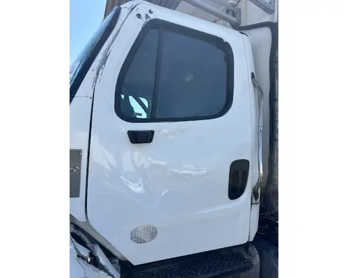 Door Assembly, Front FREIGHTLINER M2 106 DTI Trucks