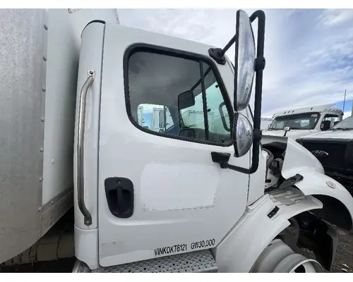Door Assembly, Front FREIGHTLINER M2 106 DTI Trucks