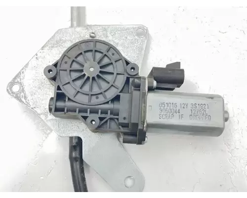 Freightliner M2 106 Door Window Regulator, Front