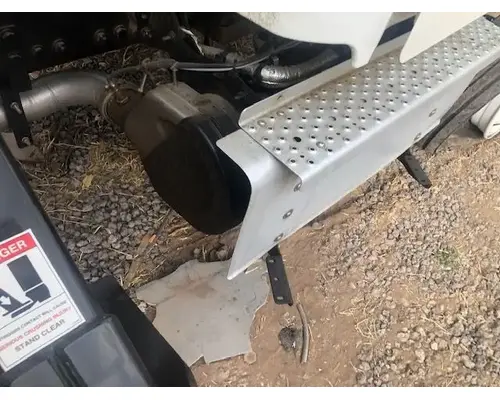 DPF (Diesel Particulate Filter) Freightliner M2 106 Holst Truck Parts